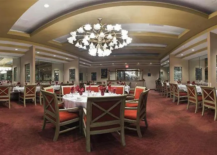 Crowne Plaza Grand 4* Pensacola
