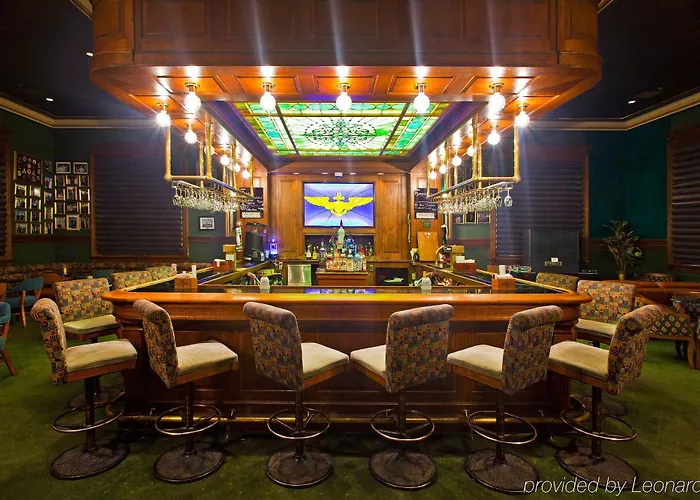 Crowne Plaza Grand 4*