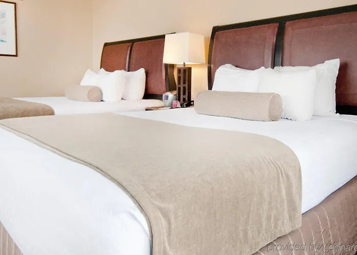 Crowne Plaza Grand Hotel Pensacola