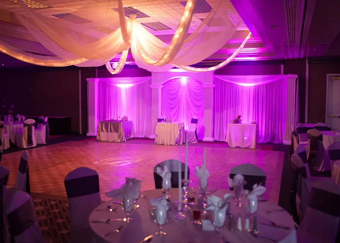 Crowne Plaza Grand 4*