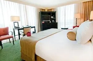 Crowne Plaza Grand Pensacola
