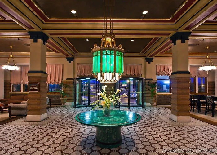 Crowne Plaza Grand 4* Pensacola